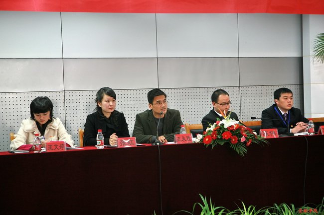 ctrl+鼠标滚轮缩放